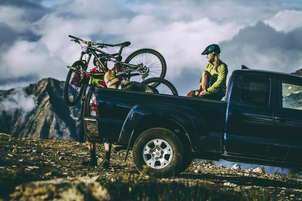 Mountain biking on the Monashee Mountains